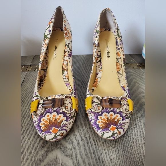 Pierre Michel floral heels size 38  (7.5-8) - Picture 5 of 8